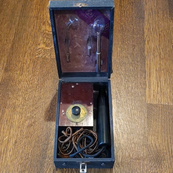 RenuLife Violet Wand - Picture 2 of 6